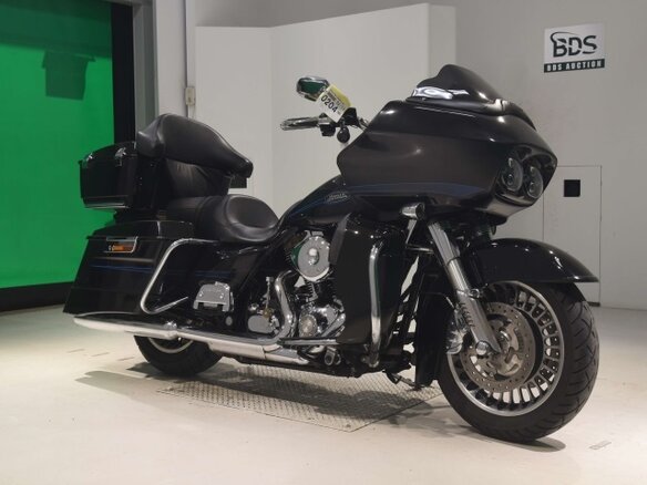 2009 Harley-Davidson Road Glide, чёрный, 705000 рублей - вид 2