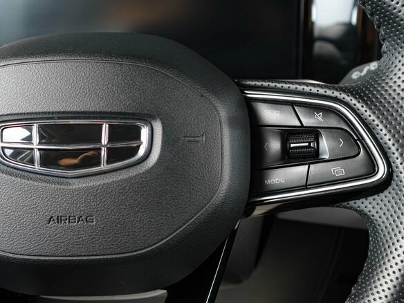 2023 Geely Coolray (Binyue Cool) I Рестайлинг, белый, 2299000 рублей - вид 14