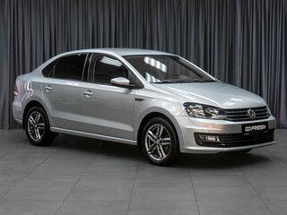 2018 Volkswagen Polo V Рестайлинг, серебристый, 1339000 рублей, вид 1