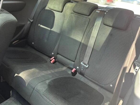 2006 Citroen C4 I, белый, 300000 рублей - вид 11