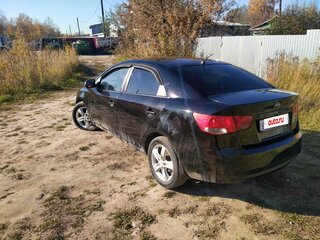 2010 Kia Cerato 6-speed II, чёрный, 580000 рублей, вид 2