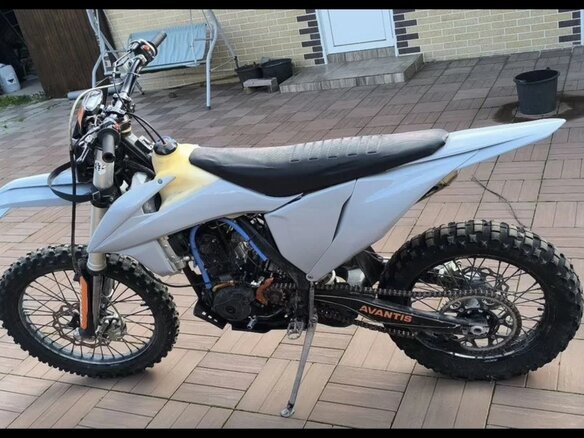 2021 Avantis Enduro 300 Pro/EFI, чёрный, 240000 рублей - вид 3