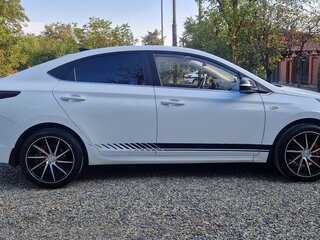 2018 Hyundai Solaris II, белый, 1390000 рублей, вид 3