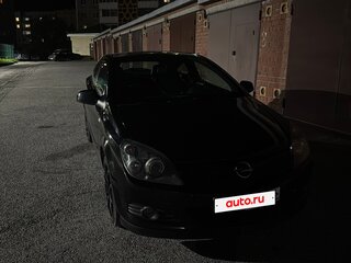 2010 Opel Astra GTC H Рестайлинг, чёрный, 800000 рублей, вид 2