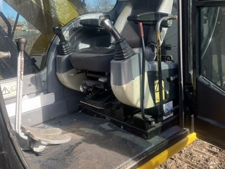 2004 JCB JS200W, 3200000 рублей, вид 3