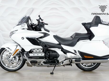 2019 Honda GL 1800 Gold Wing, белый, 2499000 рублей, вид 2