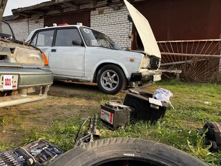 1996 Lada (ВАЗ) 2107, белый, 85000 рублей, вид 2