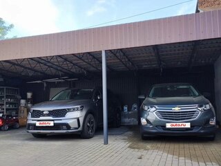 2020 Chevrolet Equinox III, серый, 1980000 рублей, вид 3