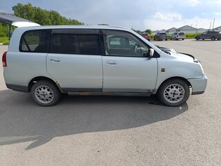 2000 Mitsubishi Dion I, зелёный, 225000 рублей, вид 3