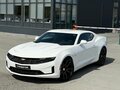 2019 Chevrolet Camaro VI Рестайлинг, белый, 2250000 рублей - вид 4