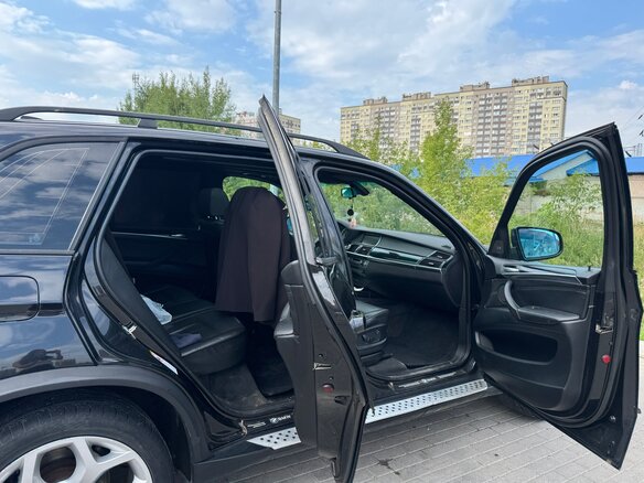 2007 BMW X5 3.0si II (E70), чёрный - вид 5