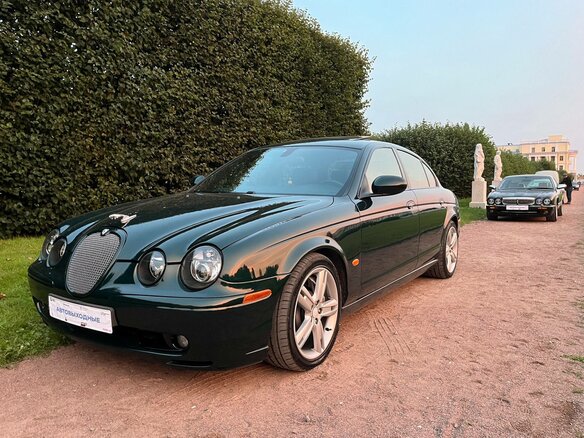 2003 Jaguar S-Type R I, чёрный
