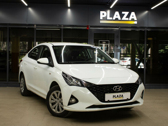 2020 Hyundai Solaris II Рестайлинг, белый, 1400000 рублей - вид 2