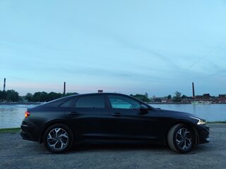 2021 Kia K5 III, чёрный, 2850000 рублей, вид 3
