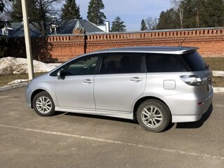 2012 Toyota Wish II, серебристый, 1150000 рублей, вид 3