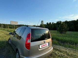 2011 Skoda Roomster I Рестайлинг, серый, 650000 рублей, вид 4