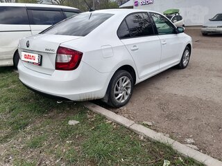 2017 Skoda Rapid I Рестайлинг, белый, 999000 рублей, вид 4