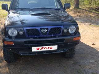 1997 Nissan Terrano II Рестайлинг, чёрный, 300000 рублей, вид 1