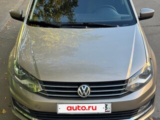 2017 Volkswagen Polo V Рестайлинг, бежевый, 899000 рублей, вид 5