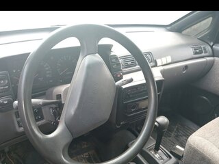 1992 Nissan Prairie II (M11), серый, 70000 рублей, вид 5