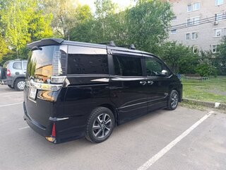 2019 Toyota Voxy III (R80) Рестайлинг, чёрный, 2600000 рублей, вид 5