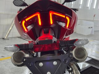 2025 Ducati Panigale V2, красный, 2350000 рублей, вид 4