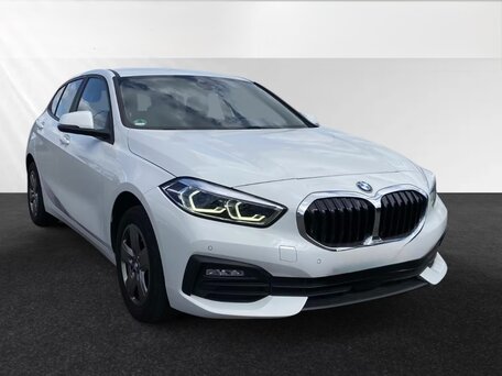 2023 BMW 1 серии 116i III (F40), белый, 2699999 рублей, вид 1