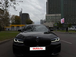 2020 BMW 5 серии 530d xDrive VII (G30/G31/G38) Рестайлинг, чёрный, 5500000 рублей, вид 4