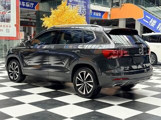 2022 Volkswagen Tharu I, чёрный, 1590000 рублей, вид 4