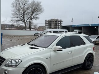 2010 Mercedes-Benz M-Класс AMG 63 AMG II (W164) Рестайлинг, белый, 1870000 рублей, вид 2