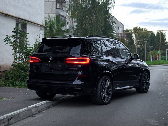 2019 BMW X5 M50d IV (G05/G18), чёрный, 5500000 рублей - вид 12