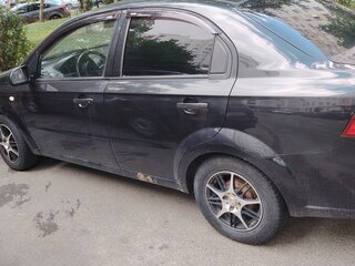 2011 Chevrolet Aveo I Рестайлинг, чёрный, 350000 рублей, вид 3
