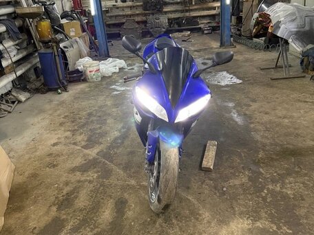 2005 Yamaha YZF-R1, чёрный, 600000 рублей, вид 1