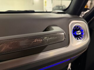 2026 Mercedes-Benz G-Класс 450 d III (W465) Рестайлинг, чёрный, 26425000 рублей, вид 3