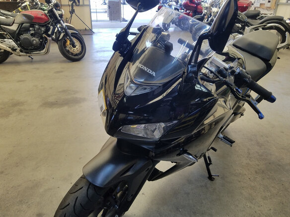 2014 Honda CBR 400R, чёрный, 390000 рублей - вид 4