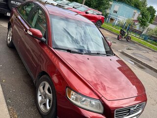 2008 Volvo S40 II Рестайлинг, красный, 450000 рублей, вид 1