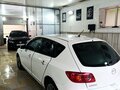 2004 Mazda Axela I, белый, 450000 рублей - вид 6