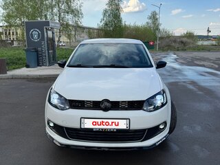 2013 Volkswagen Polo V, белый, 650000 рублей, вид 3