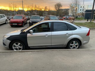 2008 Ford Focus II Рестайлинг, серебристый, 450000 рублей, вид 3