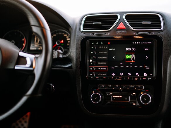 2010 Volkswagen Scirocco III, синий, 1440000 рублей - вид 16