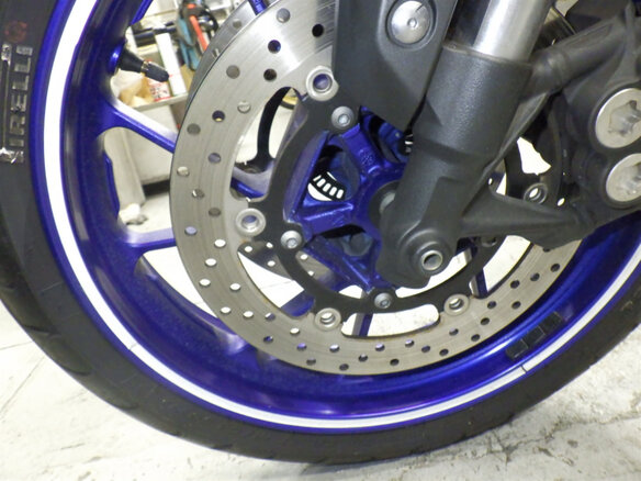 2015 Yamaha MT-09 (FZ-09), серебристый, 710000 рублей - вид 17