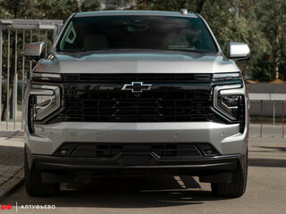2024 Chevrolet Tahoe V Рестайлинг, серебристый, 11600000 рублей, вид 2