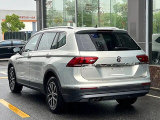 2021 Volkswagen Tiguan L II (China Market), бежевый, 1790001 рублей, вид 3