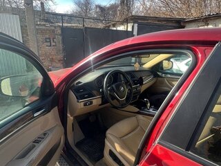 2012 BMW X6 35i 8-speed I (E71), пурпурный, 2000000 рублей, вид 5
