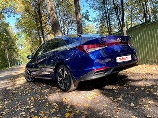 2021 Hyundai Elantra VII (CN7), синий, 1855000 рублей, вид 4