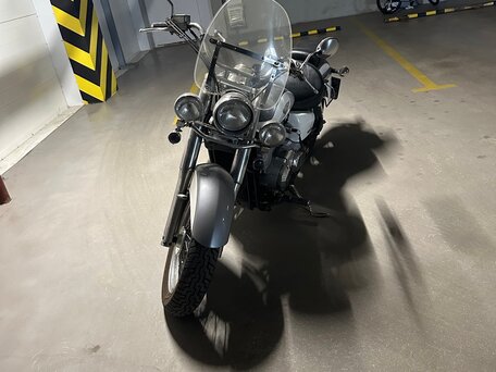 2005 Honda VT 750, серебристый, 550000 рублей, вид 2