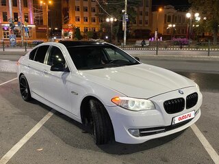 2011 BMW 5 серии 523i VI (F10/F11/F07), белый, 1550000 рублей, вид 3