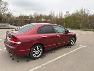 2011 Honda Civic VIII Рестайлинг, красный, 790000 рублей, вид 3