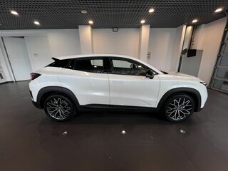 2023 Changan UNI-T I, белый, 2000000 рублей, вид 2