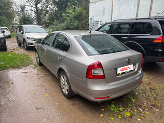 2011 Skoda Octavia DSG7 II (A5) Рестайлинг, серый, 440000 рублей, вид 4